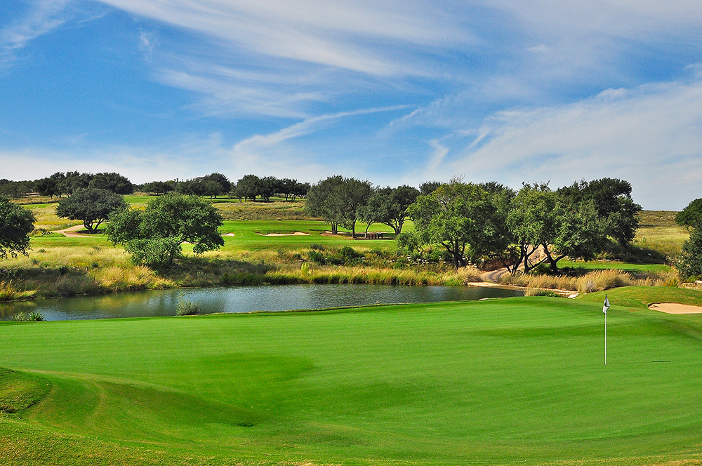 Spanish Oaks Golf Club: Born at the right time